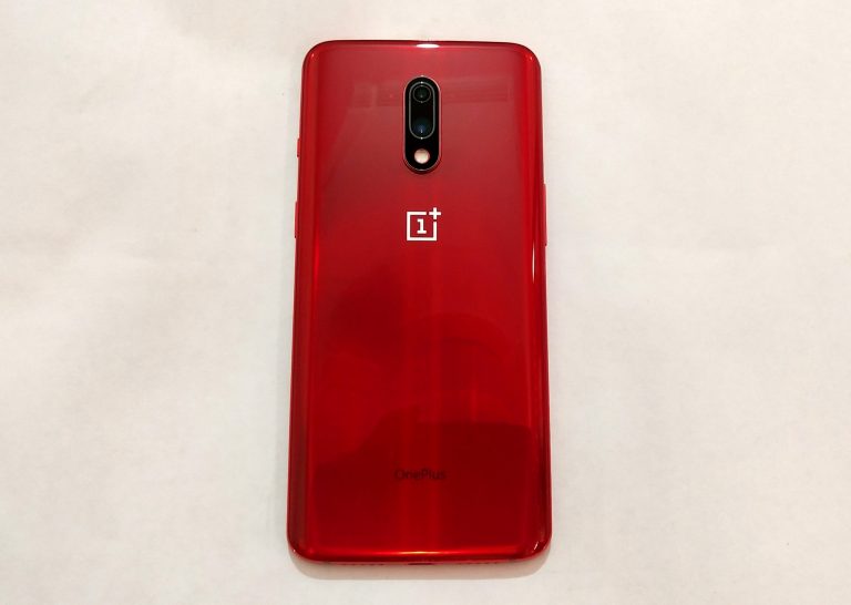 据报道，OnePlus 7T，7T Pro从10月15日开始销售