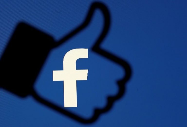 新的Facebook工具让记者仔细审查政治广告